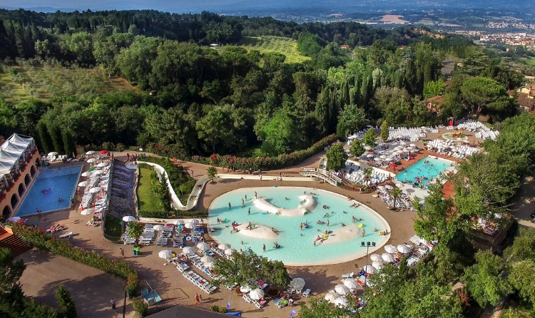 Camping hu Norcenni Girasole Village